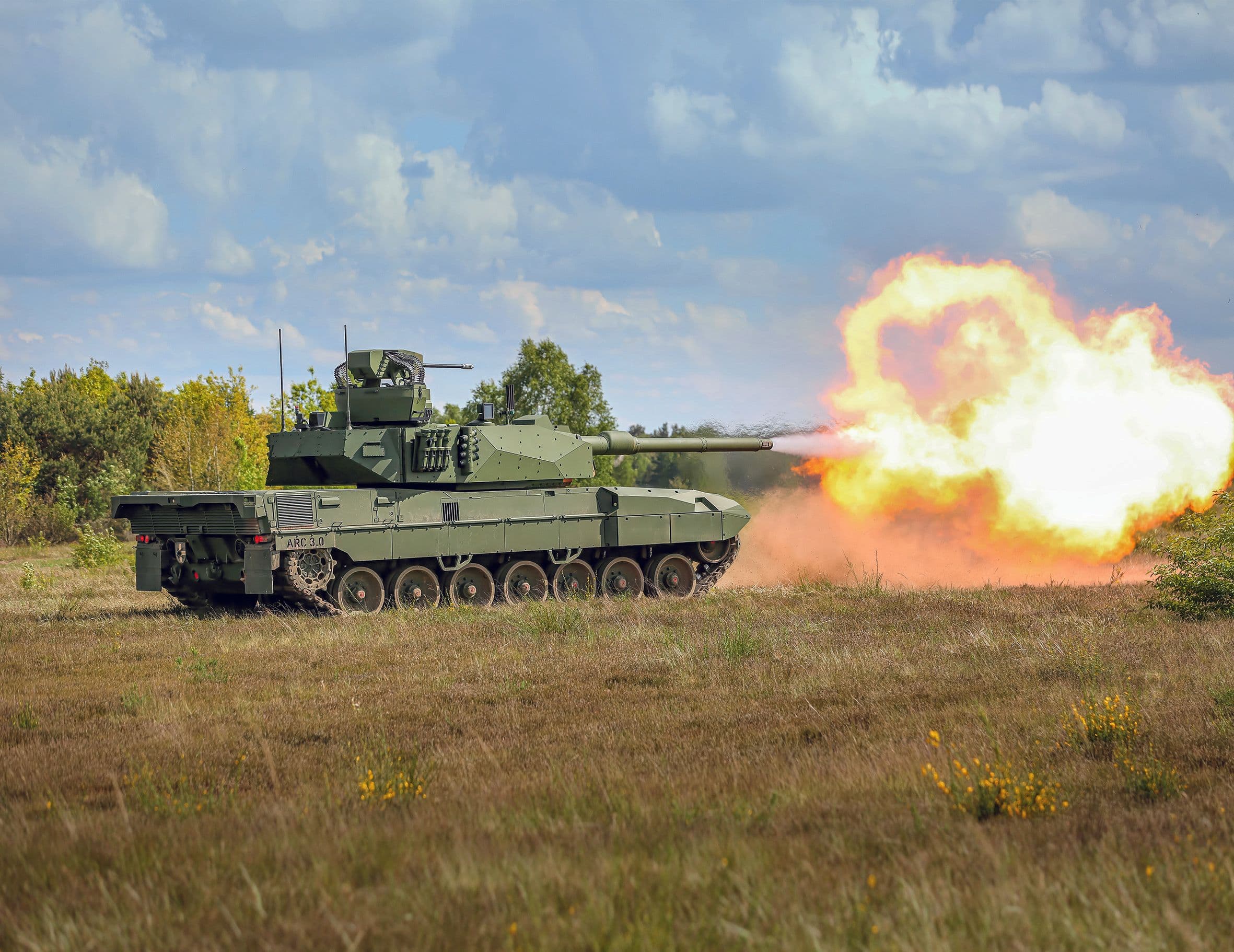 KNDS presents further development of LEOPARD 2 A-RC 3.0 technological concept study at EUROSATORY 2026